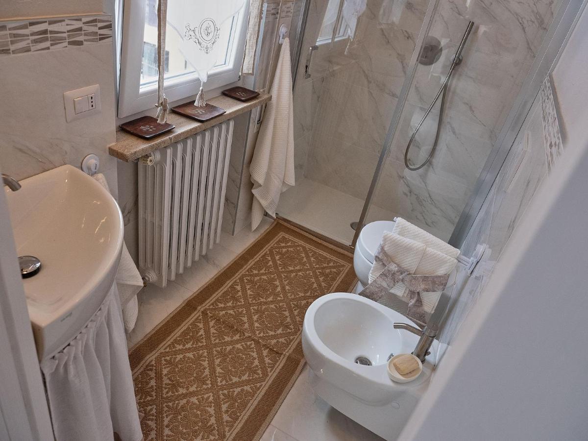 Ave Home Luino Bagian luar foto