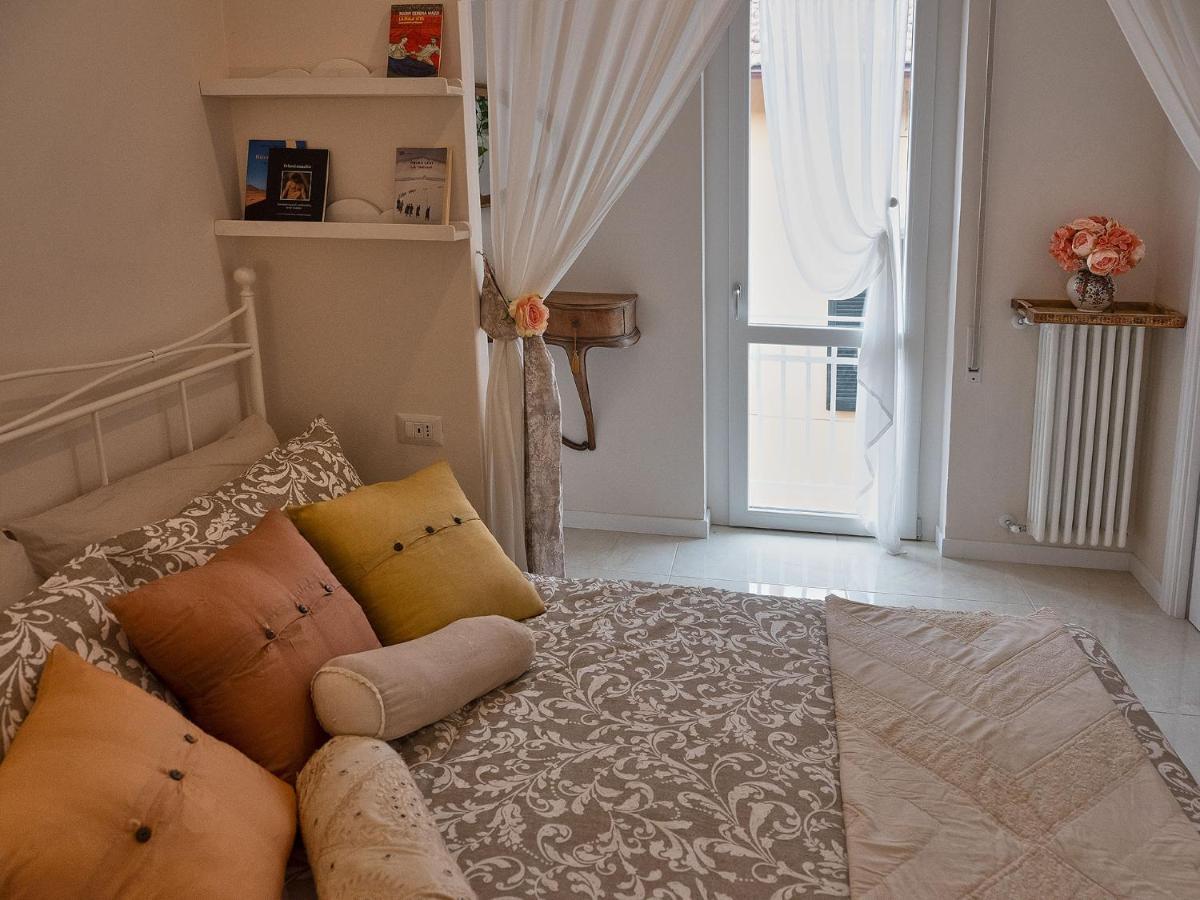 Ave Home Luino Bagian luar foto
